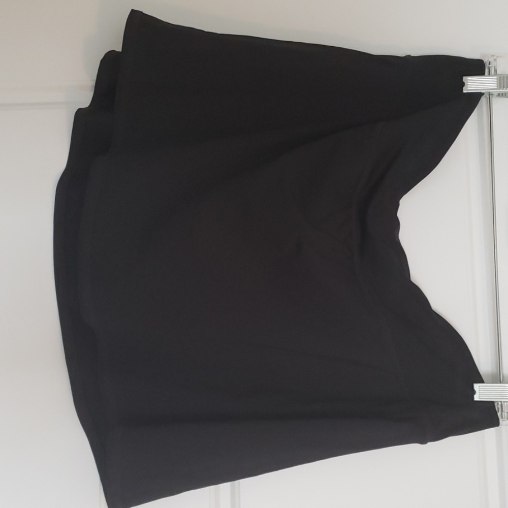 Never worn ideology skort